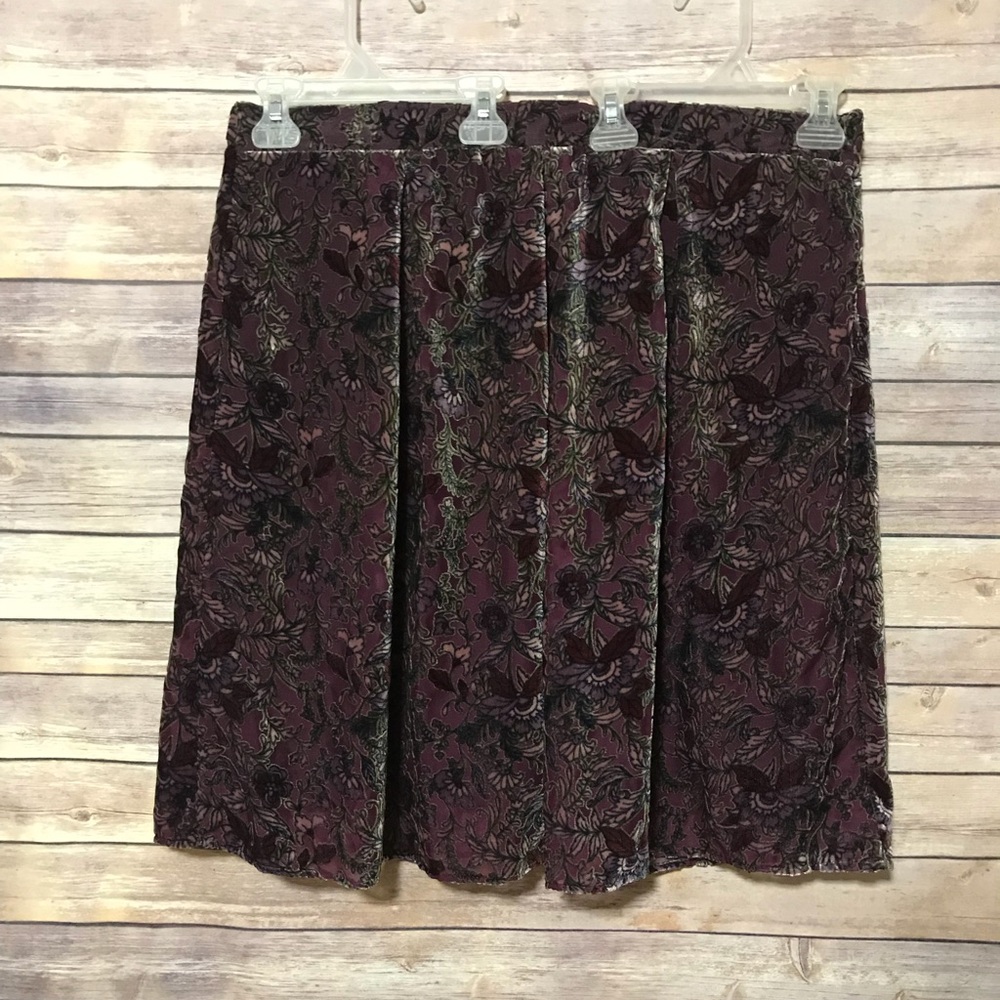 Women’s Le Lis Stitch fix skirt. Size 1X. NWOT
